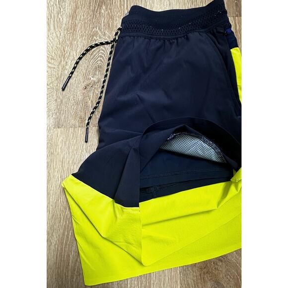 Greyson|Athletic Shorts|Color Block Running Wolf Short|Radium|SZ M|NWT‎ - Picture 2 of 5